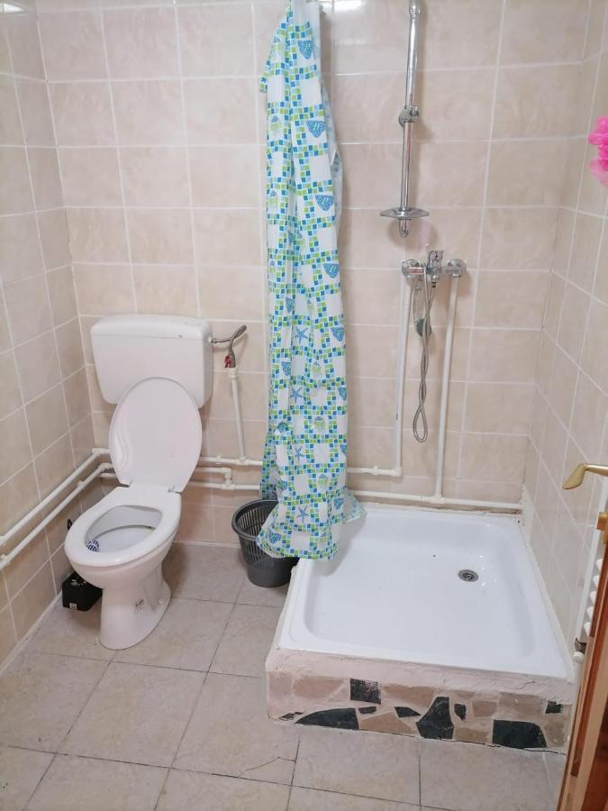 La Elvetian Hotel Iasi Esterno foto